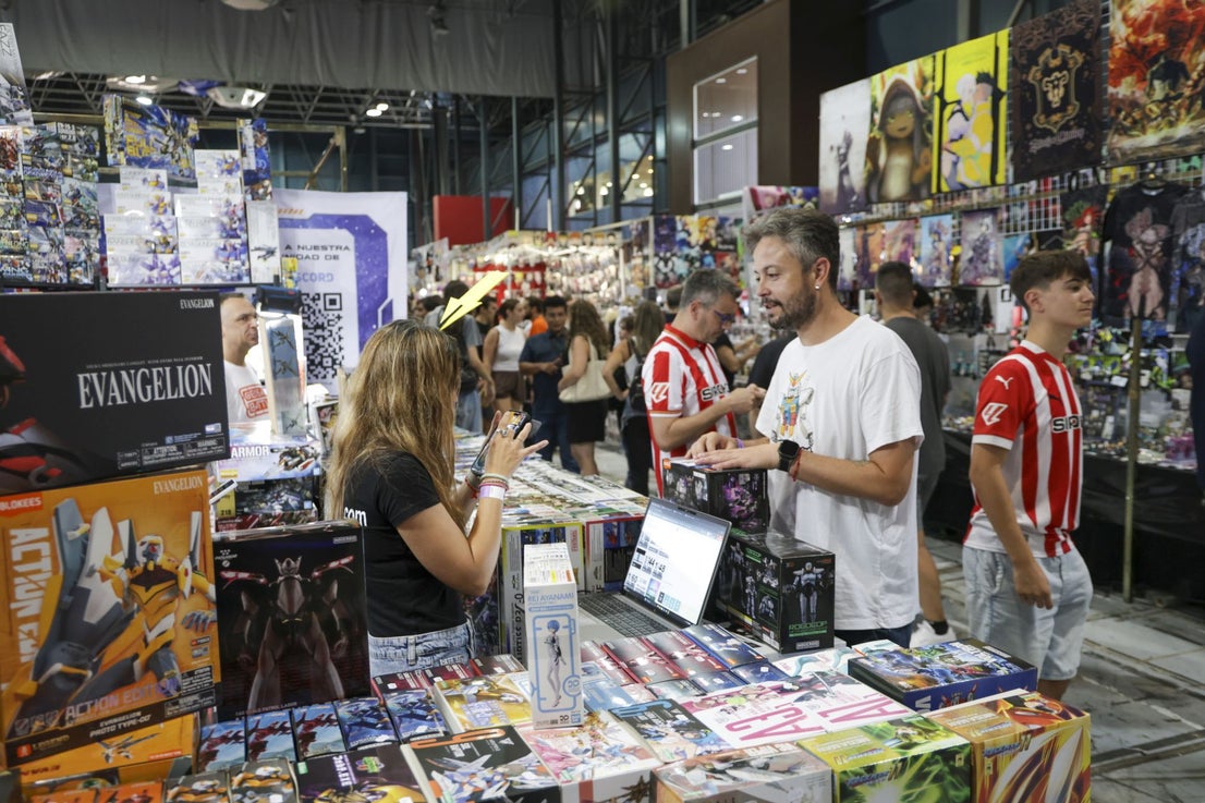 La CometCon sigue su curso en Gijón
