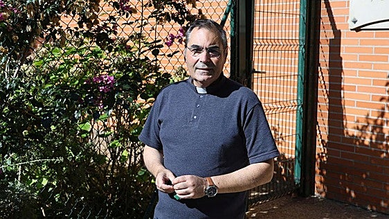 Andrés Fernández Díaz, nuevo vicario de Avilés-Occidente: «La Iglesia tiene que ir viendo lo que le pide la sociedad»