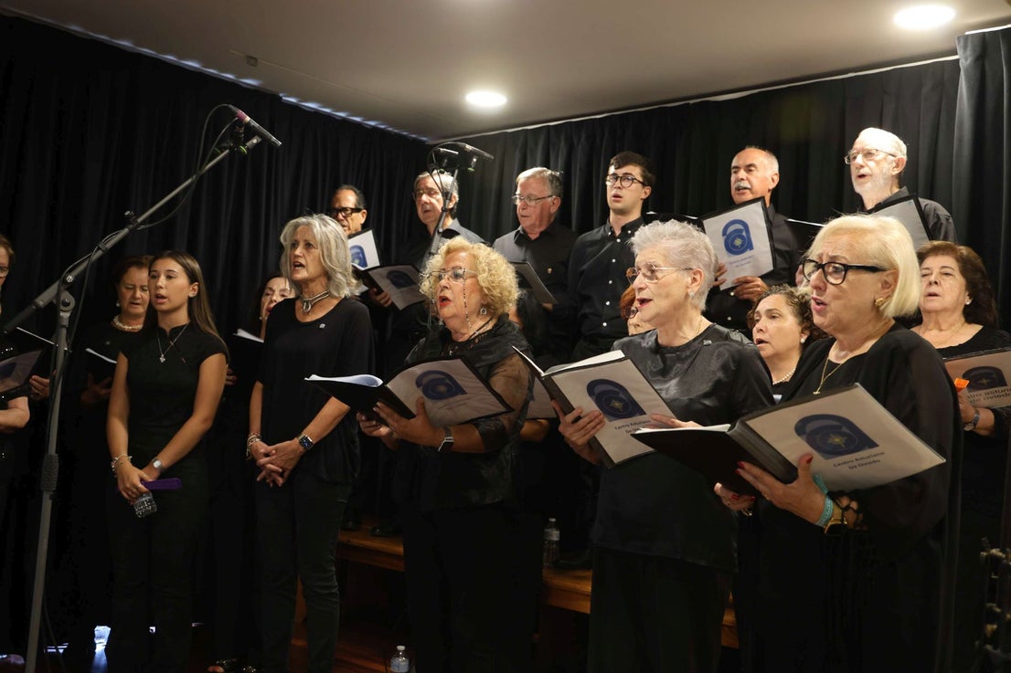 El Centro Asturiano de Oviedo pone el broche a unas «fiestas con mucha participación»