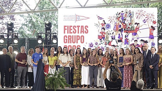 El Grupo Covadonga premia su talento: «Tenemos mucha suerte de formar parte de esta familia»