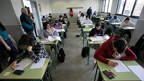 Los sindicatos alertan del retroceso educativo tras conocer el informe PISA: «Cada vez estamos peor»