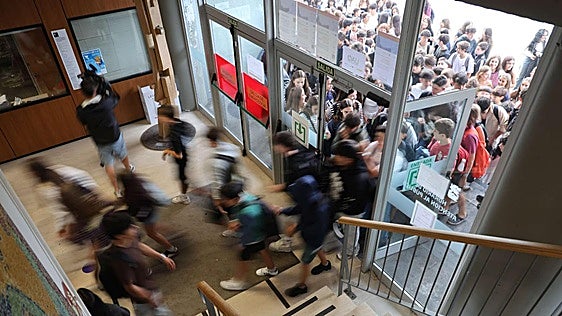 Asturias culmina el primer día de curso escolar 2026-2027 con menos alumnos y a la espera de refuerzo docente
