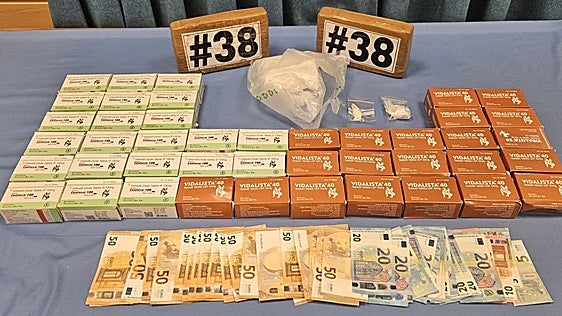 Incautación de récord en Asturias: 4.300 pastillas de viagra y casi tres kilos de cocaína en dos trasteros