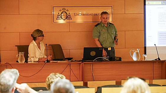 Mario Martín, agente del Equipo Arroba de la Guardia Civil: «La tendencia a las estafas online de la última década es alta»