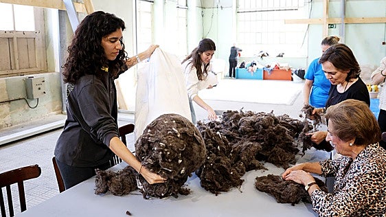 La gijonesa Irene Trapote, premiada en la feria de arte contemporáneo Estampa