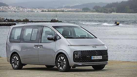 Hyundai Staria: el monovolumen futurista