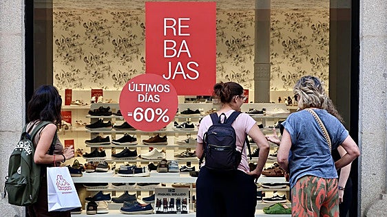 Susana Alfageme, abogada: «No todo lo que parece una rebaja es realmente una rebaja»