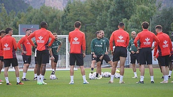 El Sporting, a retomar el pulso en Andorra antes del derbi