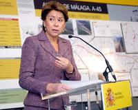 La ministra de fomento anuncia que el AVE a Valencia estará operativo en 2010