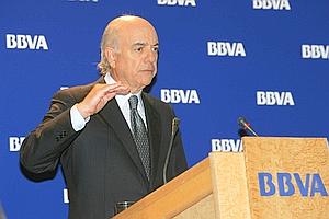 el presidente del grupo BBVA, Francisco González. / Archivo