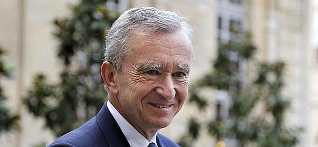 Bernard Arnault, propietario del imperio del lujo LVMH. / Afp