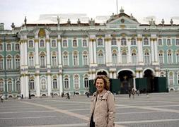 Julia Navarro , en San Petersburgo. / Efe