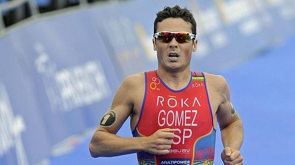 Gómez Noya, durante una carrera.