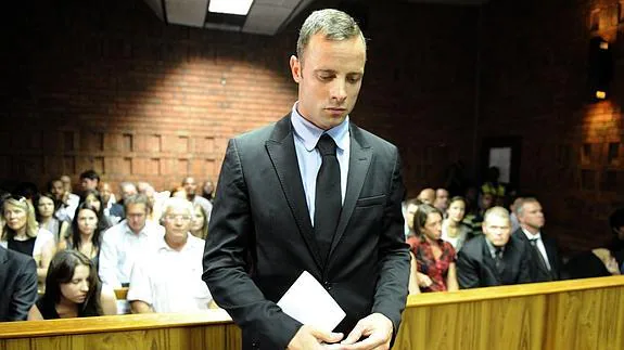 Oscar Pistorius, durante la lectura de su sentencia. 