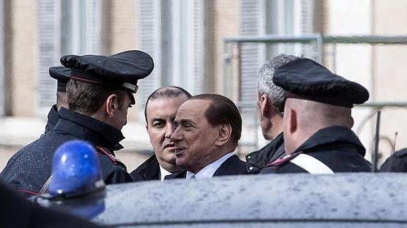 Berlusconi advierte del riesgo de una «deriva autoritaria» en Italia