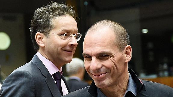 Jeroen Dijsselbloem  y Yanis Varoufakis 