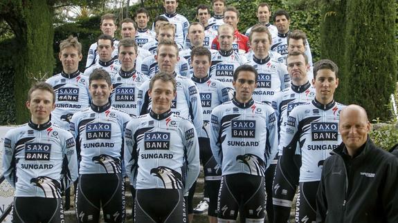 Presentación del equipo Saxo en 2011. 
