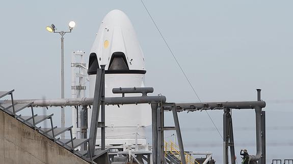 La cápsula Dragon, en la base de Cabo Cañaveral (Florida).