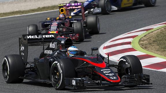 Alonso rueda en Montmeló. 