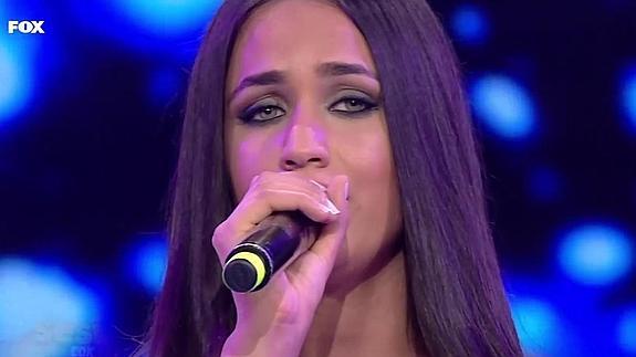 Mutlu Kaya, durante una actuación.