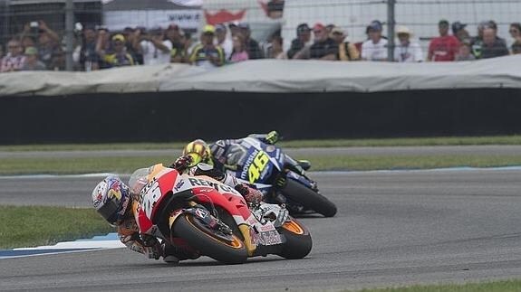 Dani Pedrosa y Valentino Rossi en Indianápolis. 