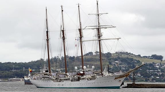El buque escuela 'Juan Sebastián de Elcano'.