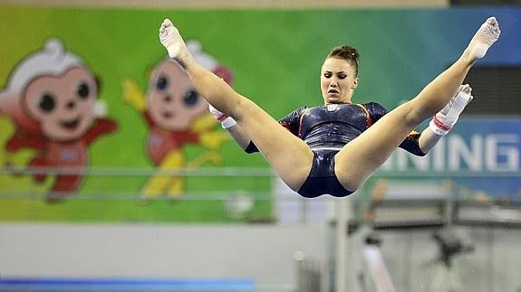 Roxana Popa, durante una competición. 