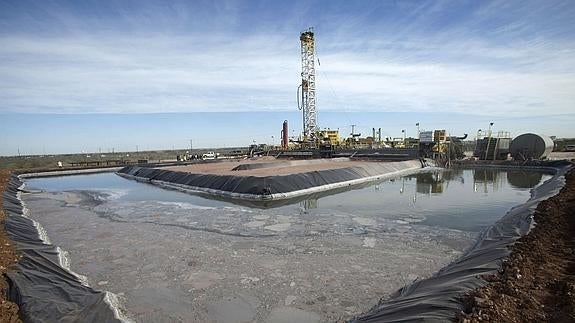 Una compañía realiza la técnica del 'fracking'.