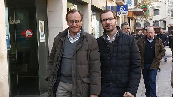 Alfonso Alonso y Javier Maroto. 