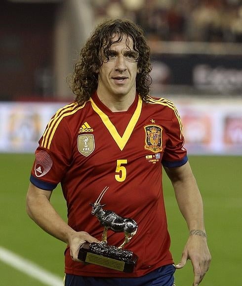 Carles Puyol, en un partido con la selección española. 