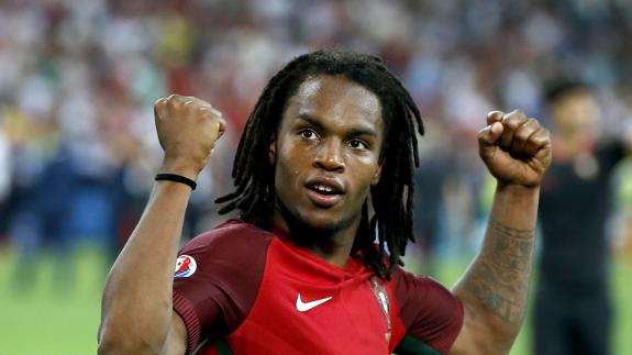 Renato Sanches celebra la clasificacion a semifinales. 