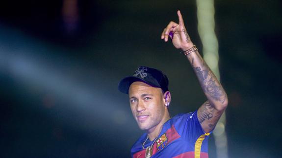 Neymar seguirá en el Barcelona hasta 2021. 