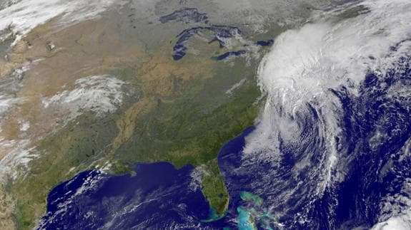 Imagen por satélite del huracán Matthew