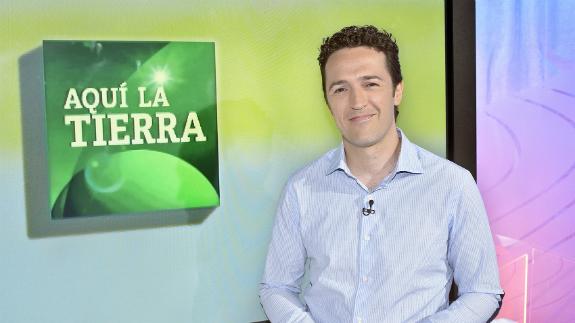 Jacob Petrus presenta habitualmente 'Aquí la Tierra' (TVE).