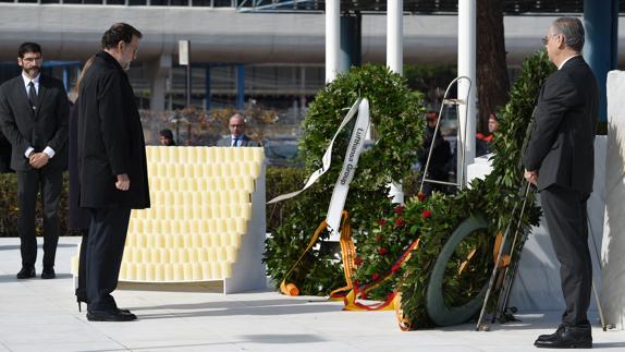 Homenaje a las víctimas del accidente aéreo de Germanwings.