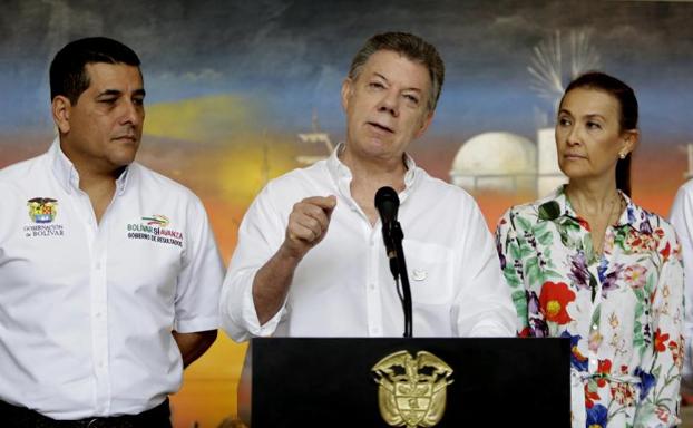 Juan Manuel Santos confirma que hubo un "problema de identidades" en la detención del guerrillero.