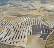 Una empresa gijonesa crea en Andalucía una de las mayores plantas solares de Europa
