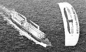 TECNOLOGÍA. El mercante alemán 'Beluga Skysails', con su espectacular cometa despegada a modo de vela. / LVA