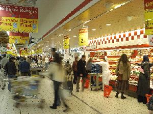 El consumo familiar sufre un drástico parón y los expertos proponen más incentivos