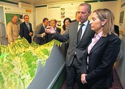 Los ingenieros tildan el plan de infraestructuras de Fomento de «superficial» y «poco riguroso»