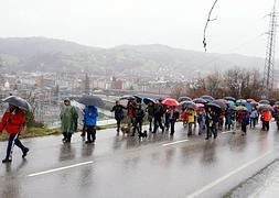 Un millar de personas apoya en Langreo la Marcha de la Dignidad
