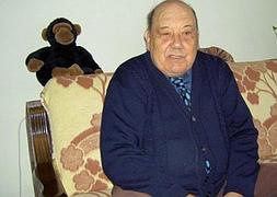 Sobrevive a un accidente de tren, de avión, de autobús, a tres de coche, a un atropello y le toca la lotería