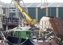 Trágica muerte de un trabajador en el interior de un barco en construcción en Armón