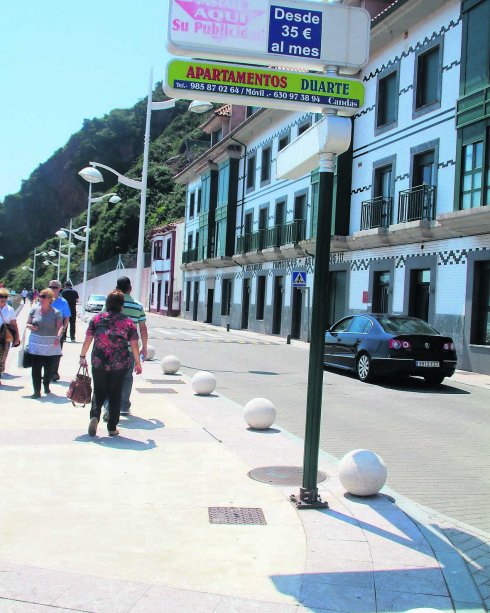 El tráfico rodado en el paseo recuperó la normalidad. 