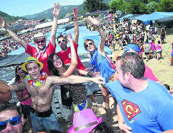 Participantes en la edición del Xiringüelu de 2013. 