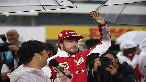 Alonso y Ferrari, ni contigo ni sin ti