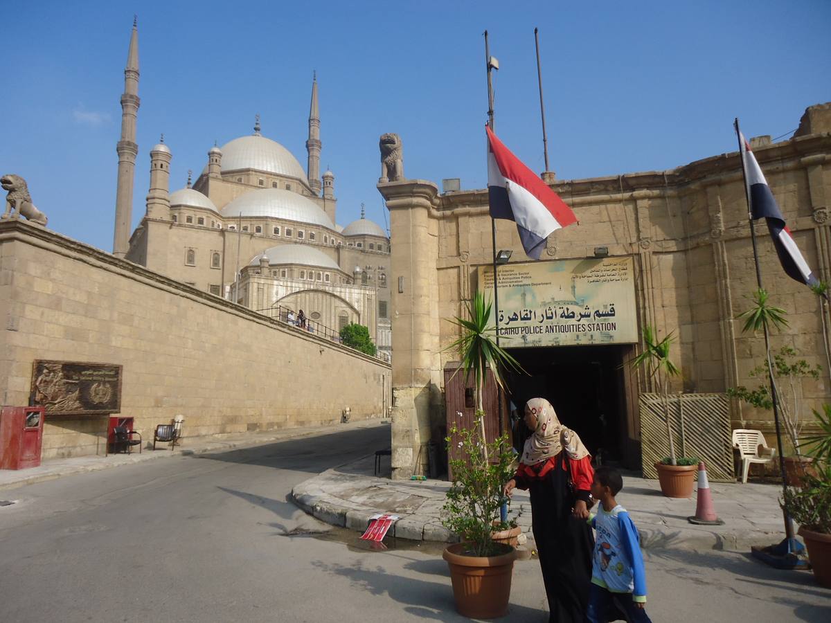 La Mezquita de Alabastro, al fondo, en la Ciudadela de Saladino.