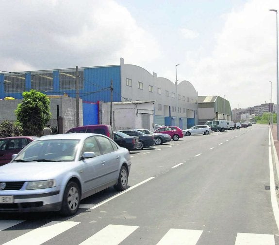 Travesía de la Industria, en la que se prevé que la Ronda Norte comunique con la zona portuaria. 