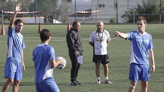 Un necesitado Avilés recibe mañana al mejor visitante, el Celta B