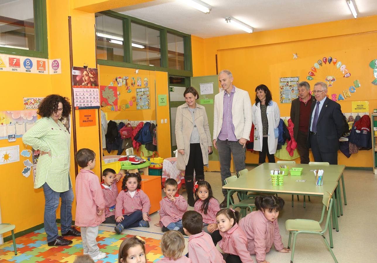 Moriyón, en el colegio Noega, de Contrueces, con Rubiera y Arrieta. 